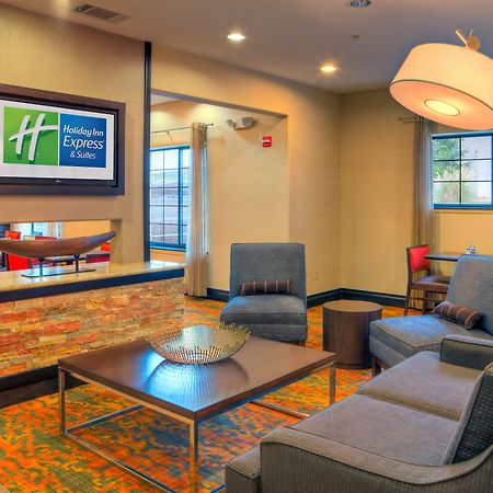 Holiday Inn Express And Suites Granbury By Ihg מראה חיצוני תמונה