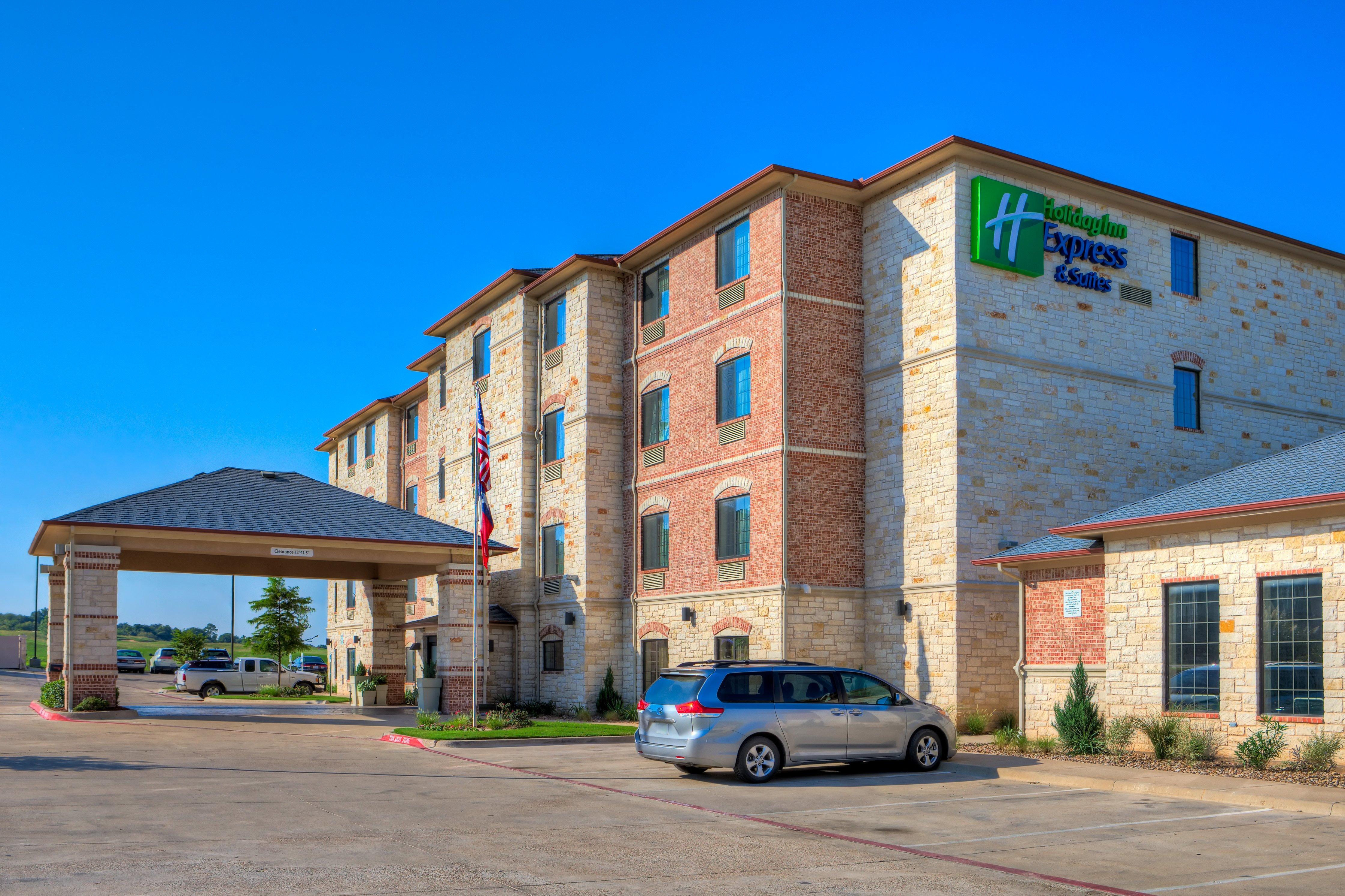 Holiday Inn Express And Suites Granbury By Ihg מראה חיצוני תמונה