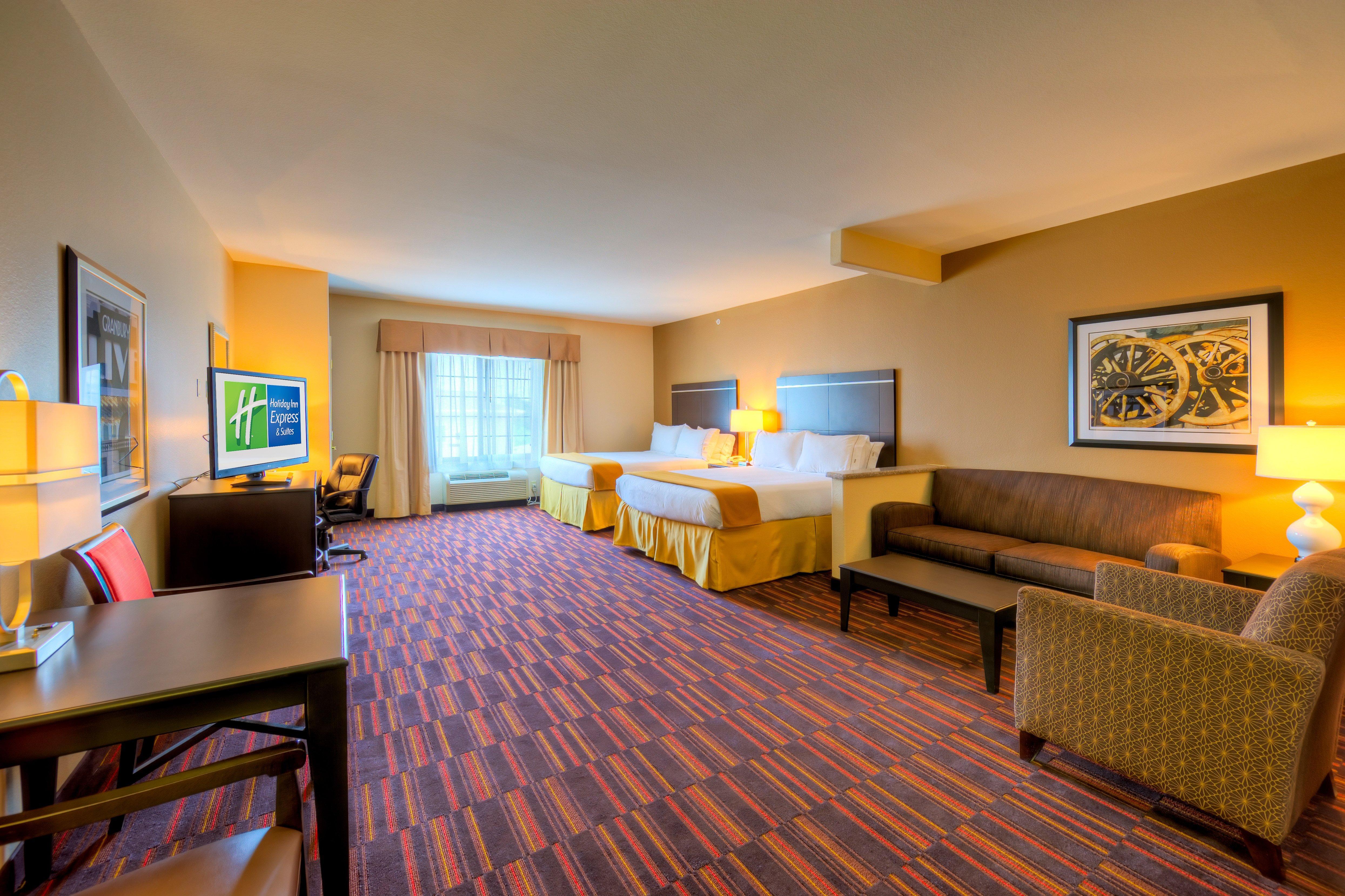 Holiday Inn Express And Suites Granbury By Ihg מראה חיצוני תמונה