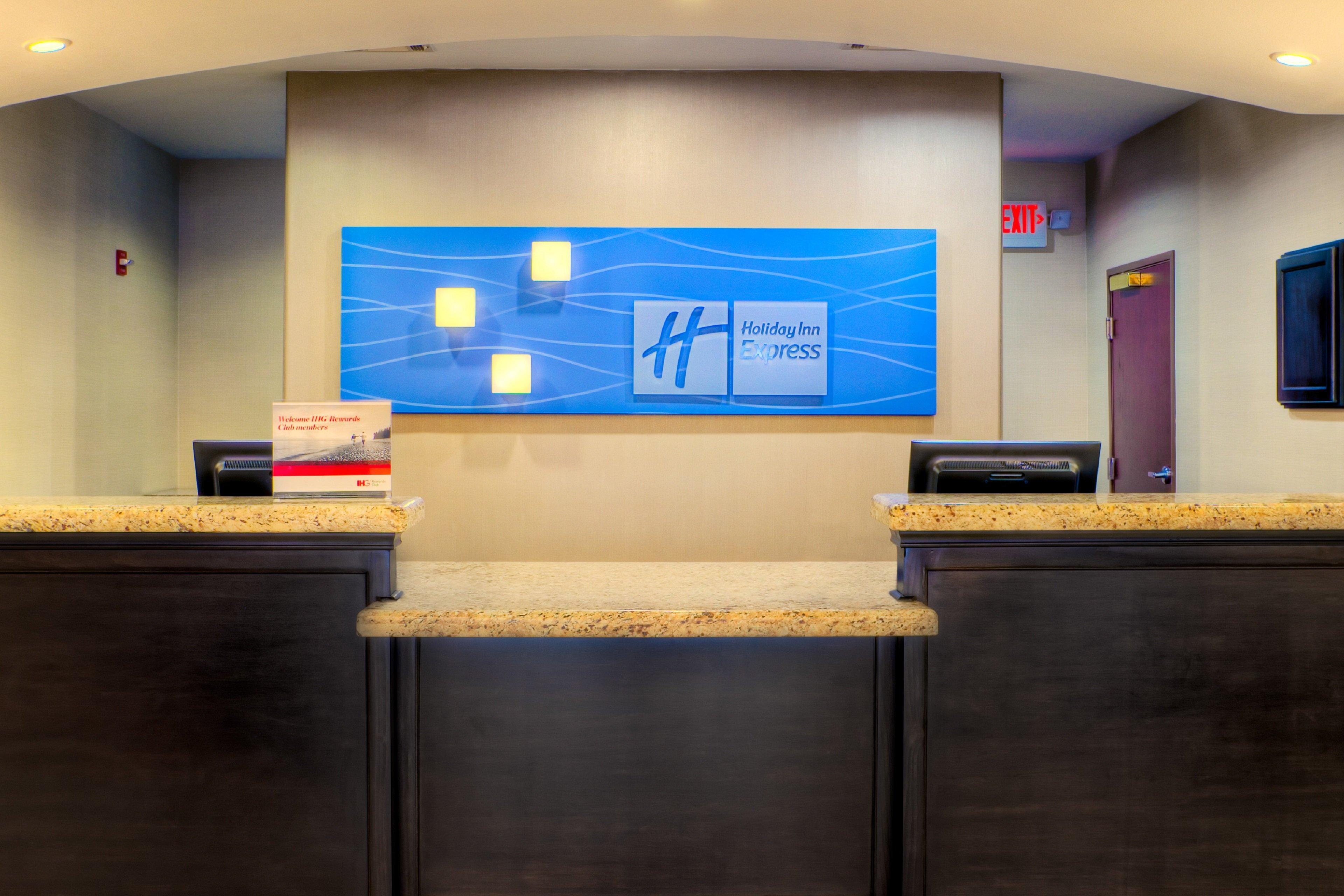Holiday Inn Express And Suites Granbury By Ihg מראה חיצוני תמונה